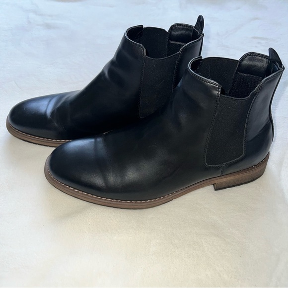 Perry Ellis Other - Perry Ellis Cav Chukka Boot